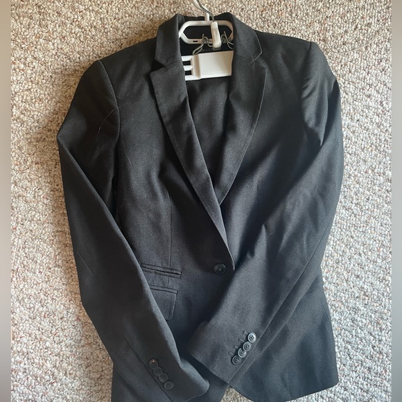 RW&Co 3 piece women’s suit, charcoal grey size 00 - Picture 1 of 9